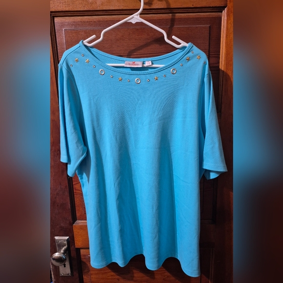 Women's 1X Quaker Factory Blue Top w/ Round Collar & Embroidery Details - Picture 2 of 9